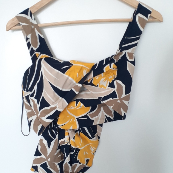 Zara Crop Top - Picture 3 of 4